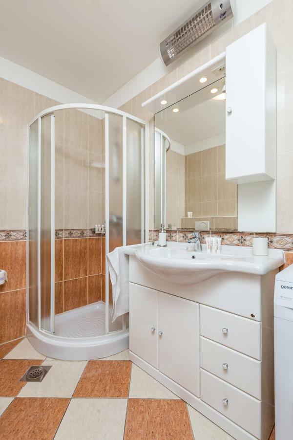Apartment City Point غييكا المظهر الخارجي الصورة