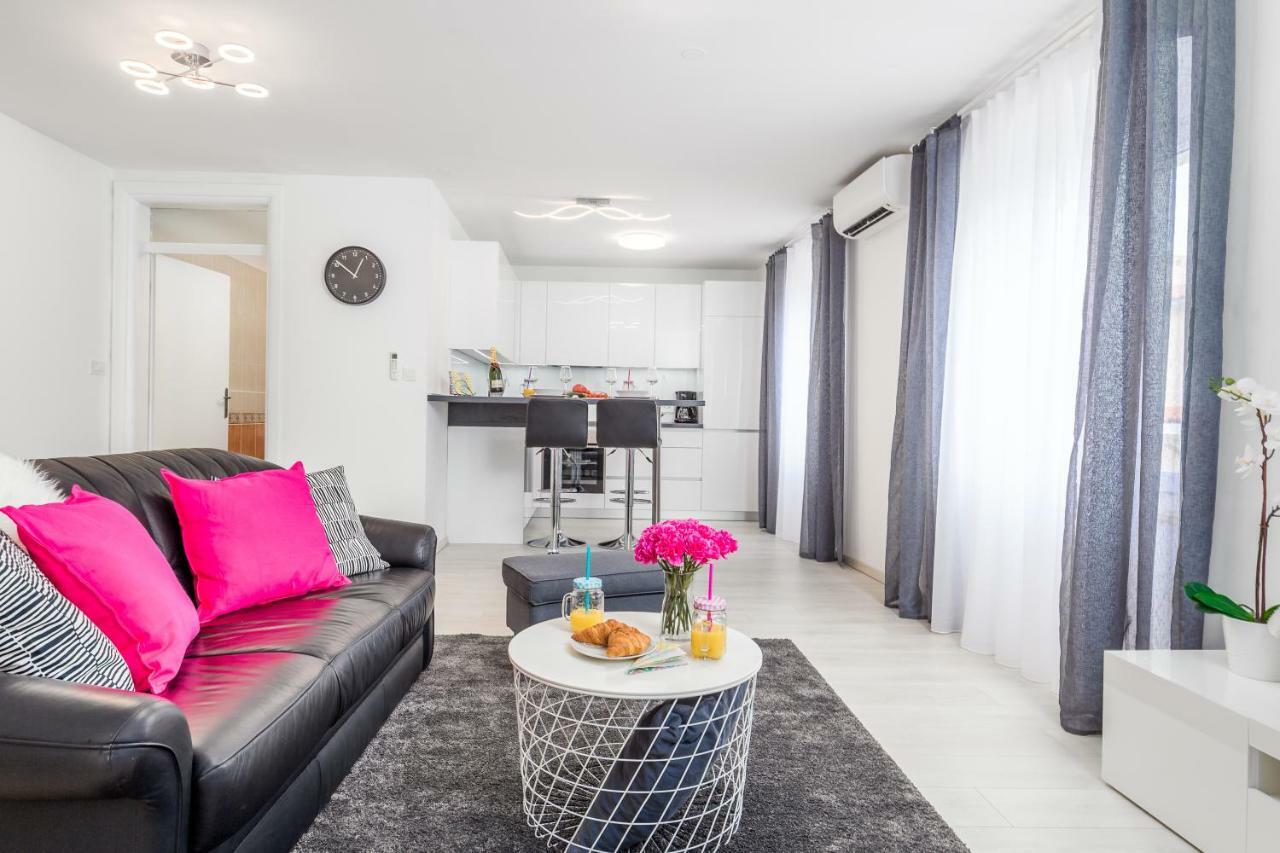 Apartment City Point غييكا المظهر الخارجي الصورة
